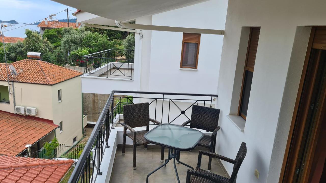 Loretta Maisonettes And Apartment *